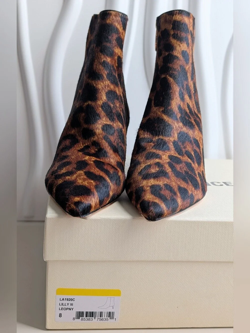 NWT L’AGENCE Lilly III Leopard Haircalf Pointed Toe Ankle Boots 8 NIB